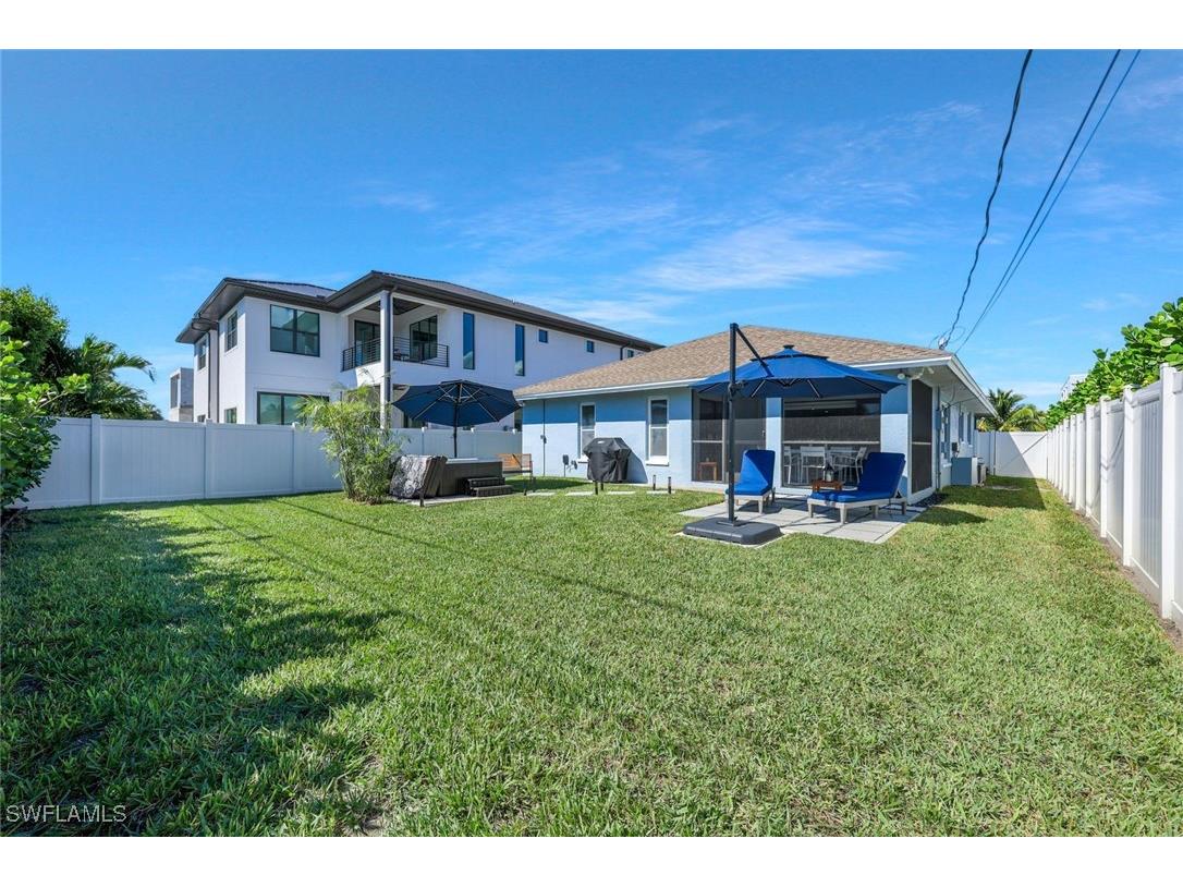 532 103rd Avenue N Naples FL 34108 225076386 image17