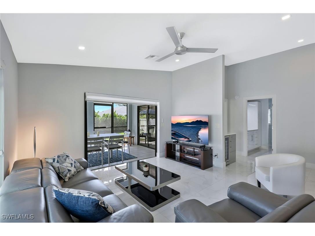 532 103rd Avenue N Naples FL 34108 225076386 image3