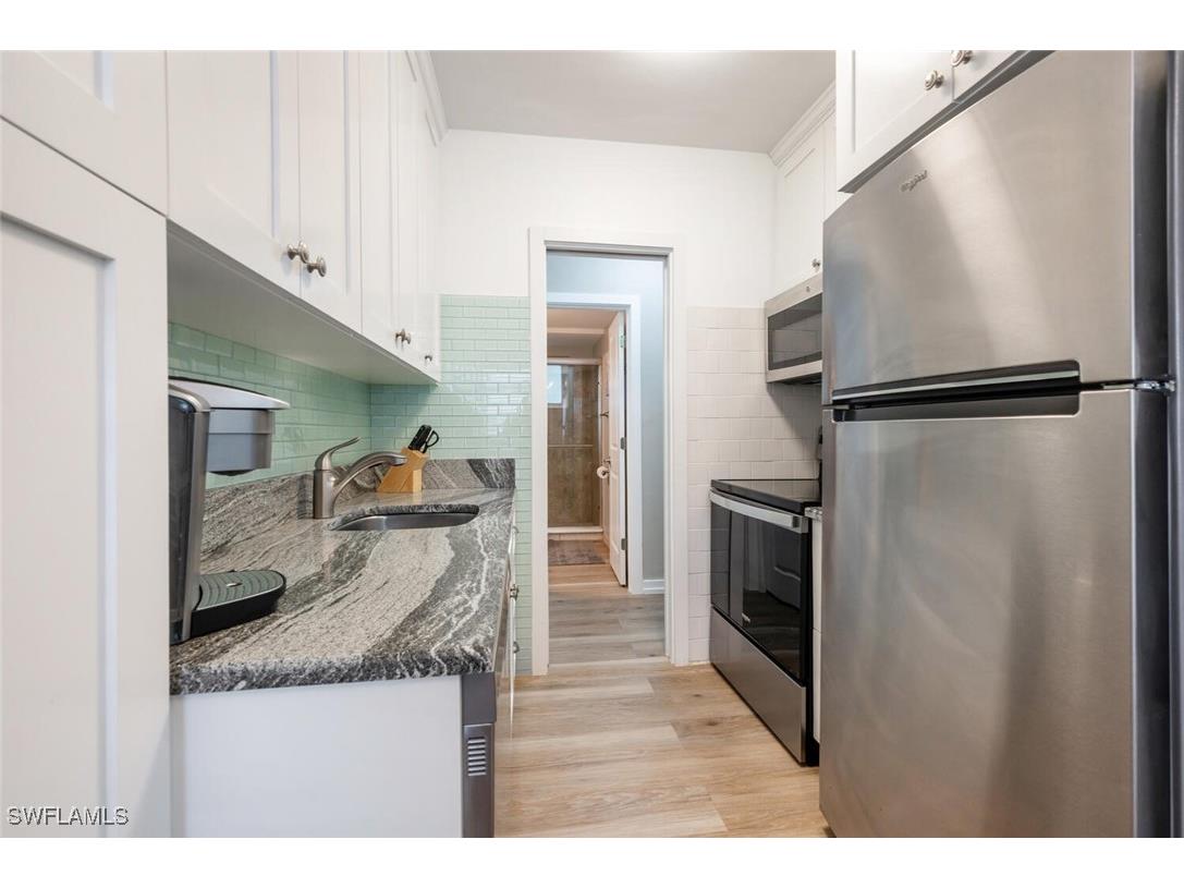 532 4th Ave S #2 Naples FL 34102 225000354 image12