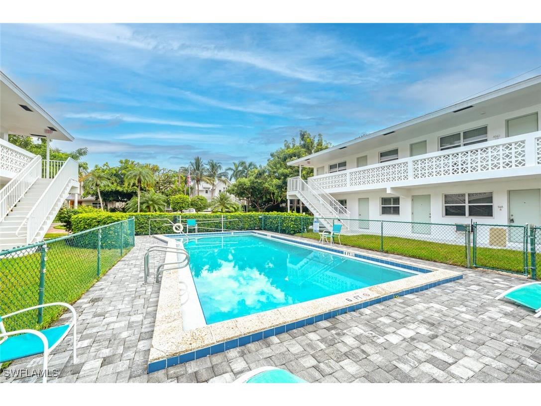 532 4th Ave S #2 Naples FL 34102 225000354 image17