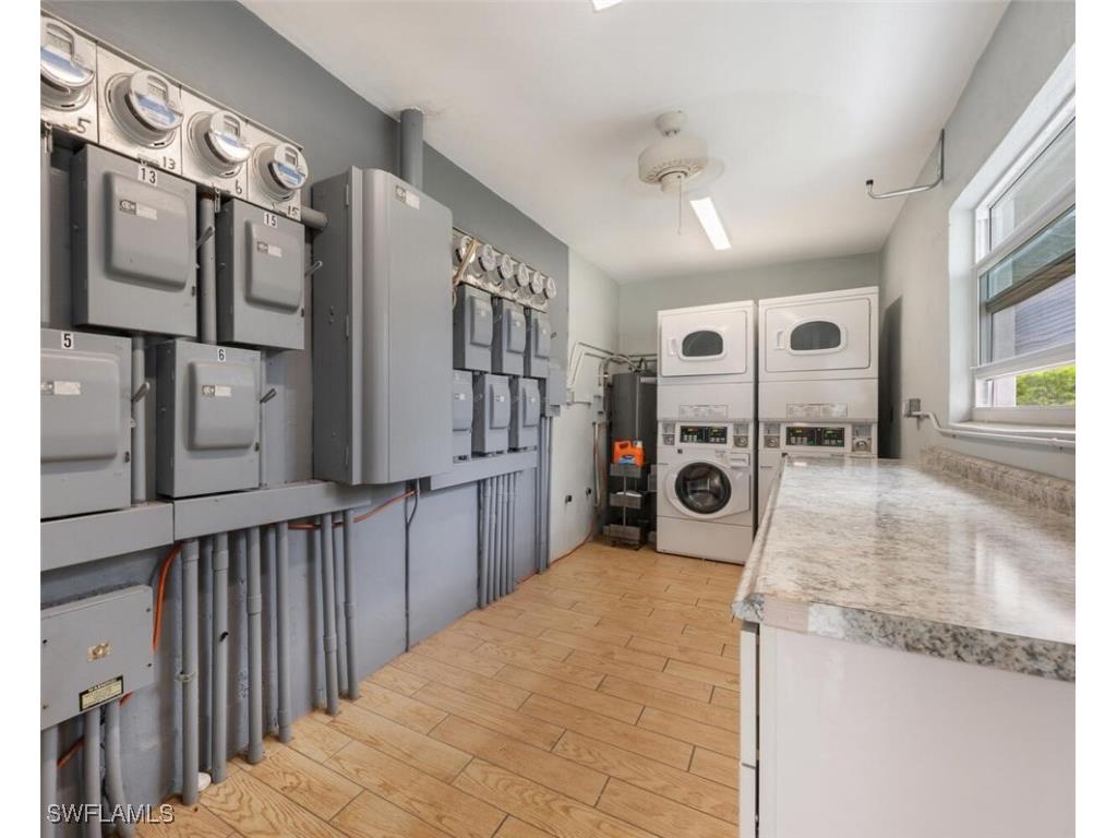 532 4th Ave S #2 Naples FL 34102 225000354 image21