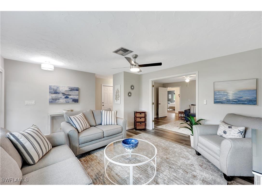 532 99th Avenue N Naples FL 34108 225072646 image4