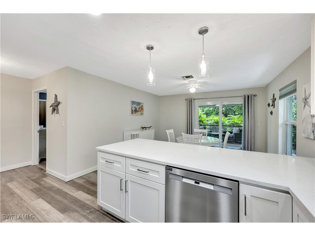 532 99th Avenue N Naples FL 34108 225072646 image5