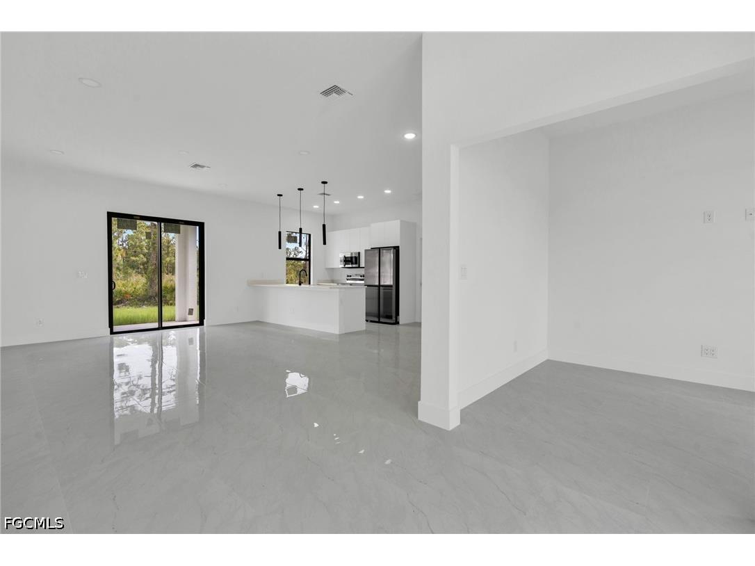 532 Lone Star Lane Lehigh Acres FL 33974 2026016150 image11