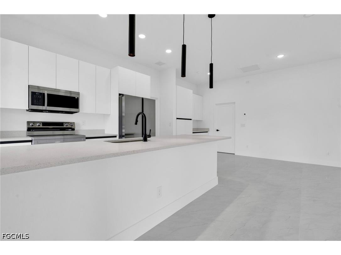532 Lone Star Lane Lehigh Acres FL 33974 2026016150 image9
