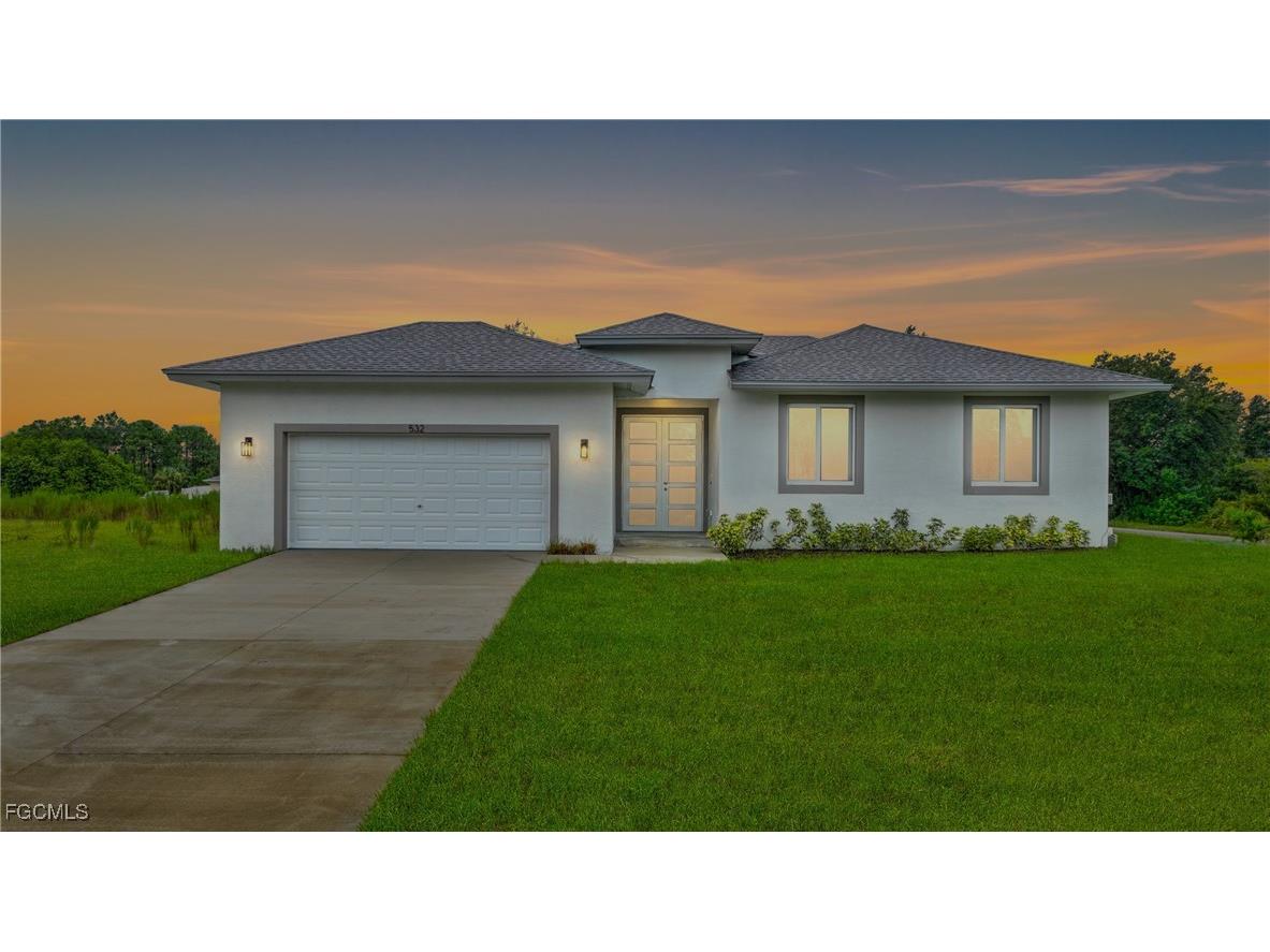 532 Long Island Street E Lehigh Acres FL 33974 2025009000 image2