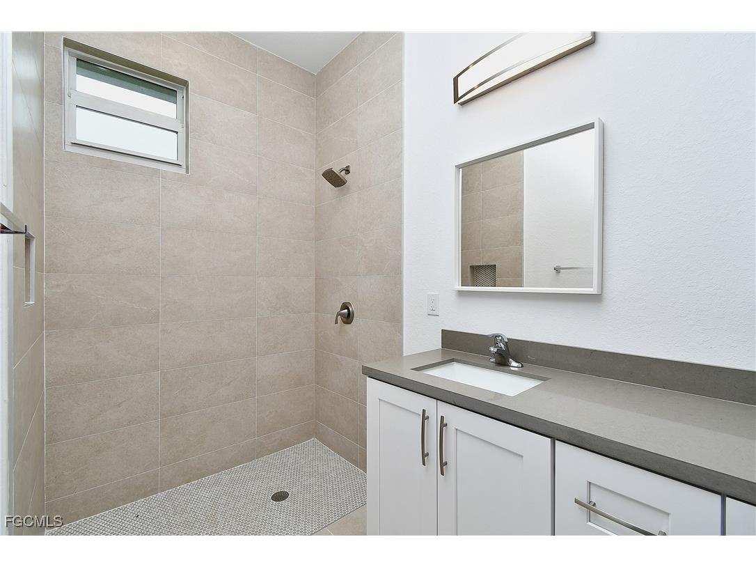 532 Long Island Street E Lehigh Acres FL 33974 2025009000 image26