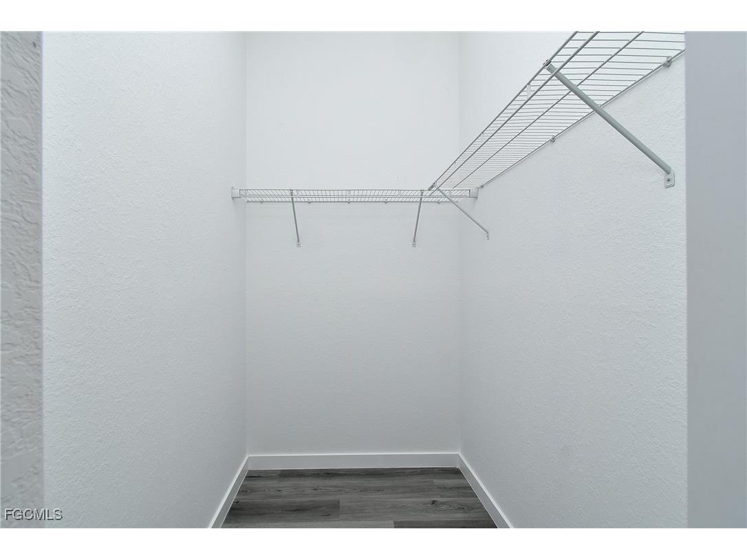 532 Long Island Street E Lehigh Acres FL 33974 2025009000 image27