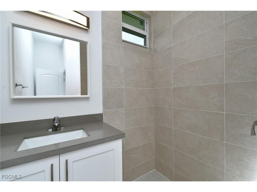 532 Long Island Street E Lehigh Acres FL 33974 2025009000 image31