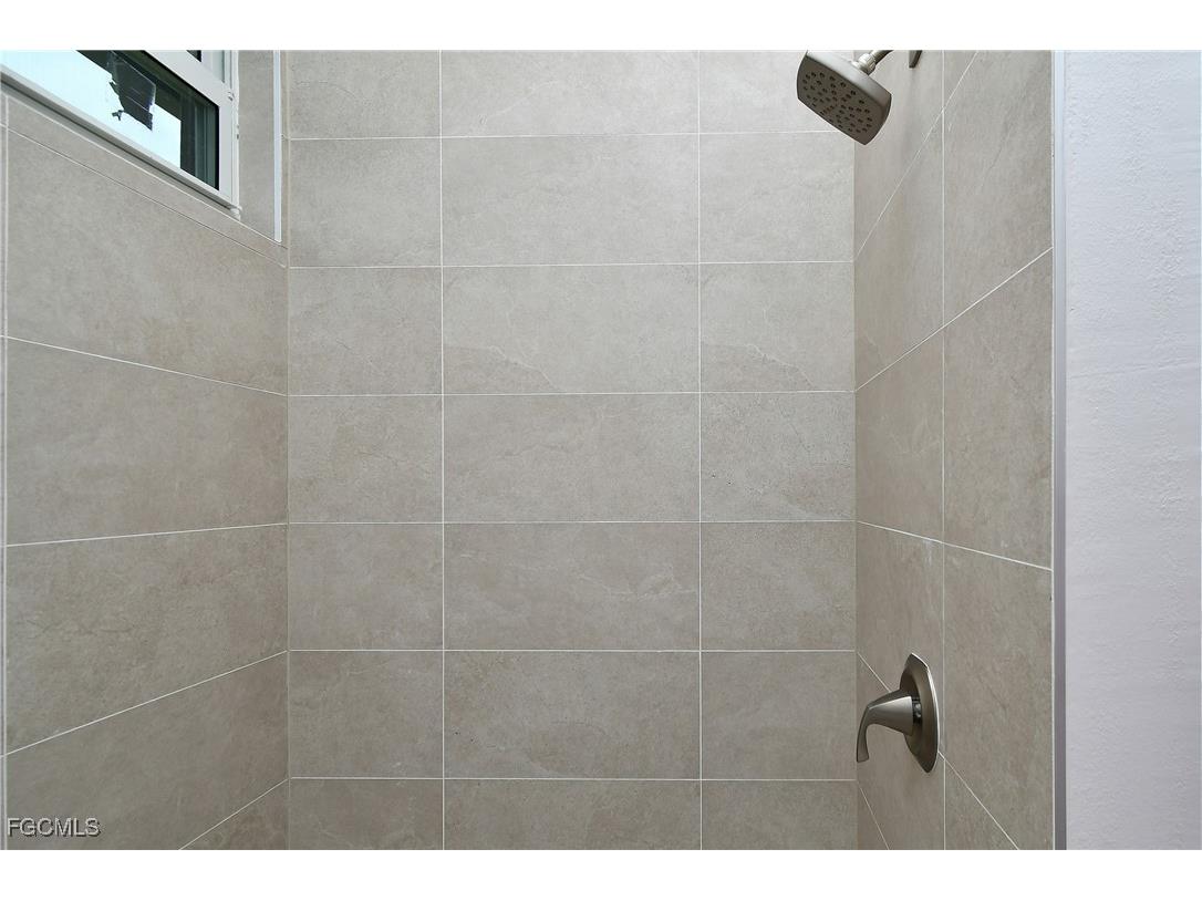 532 Long Island Street E Lehigh Acres FL 33974 2025009000 image32