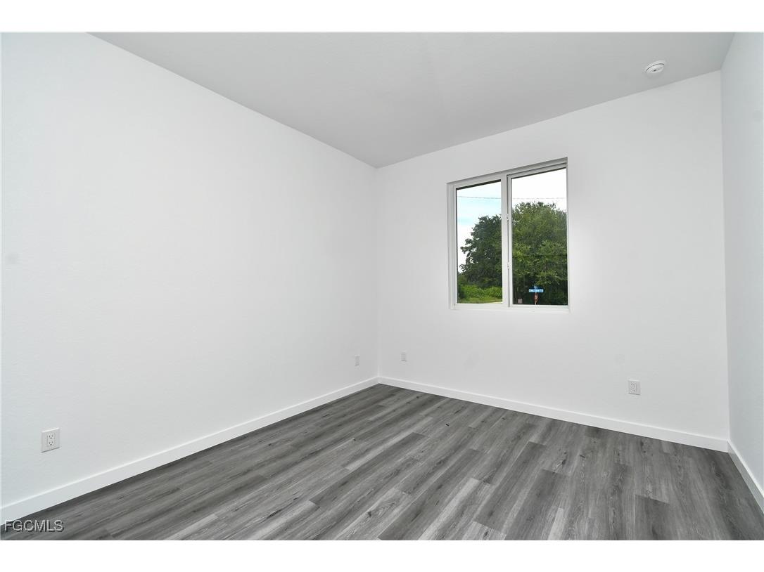 532 Long Island Street E Lehigh Acres FL 33974 2025009000 image39