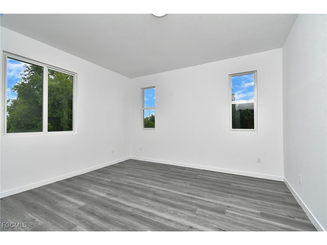 532 Long Island Street E Lehigh Acres FL 33974 2025009000 image50