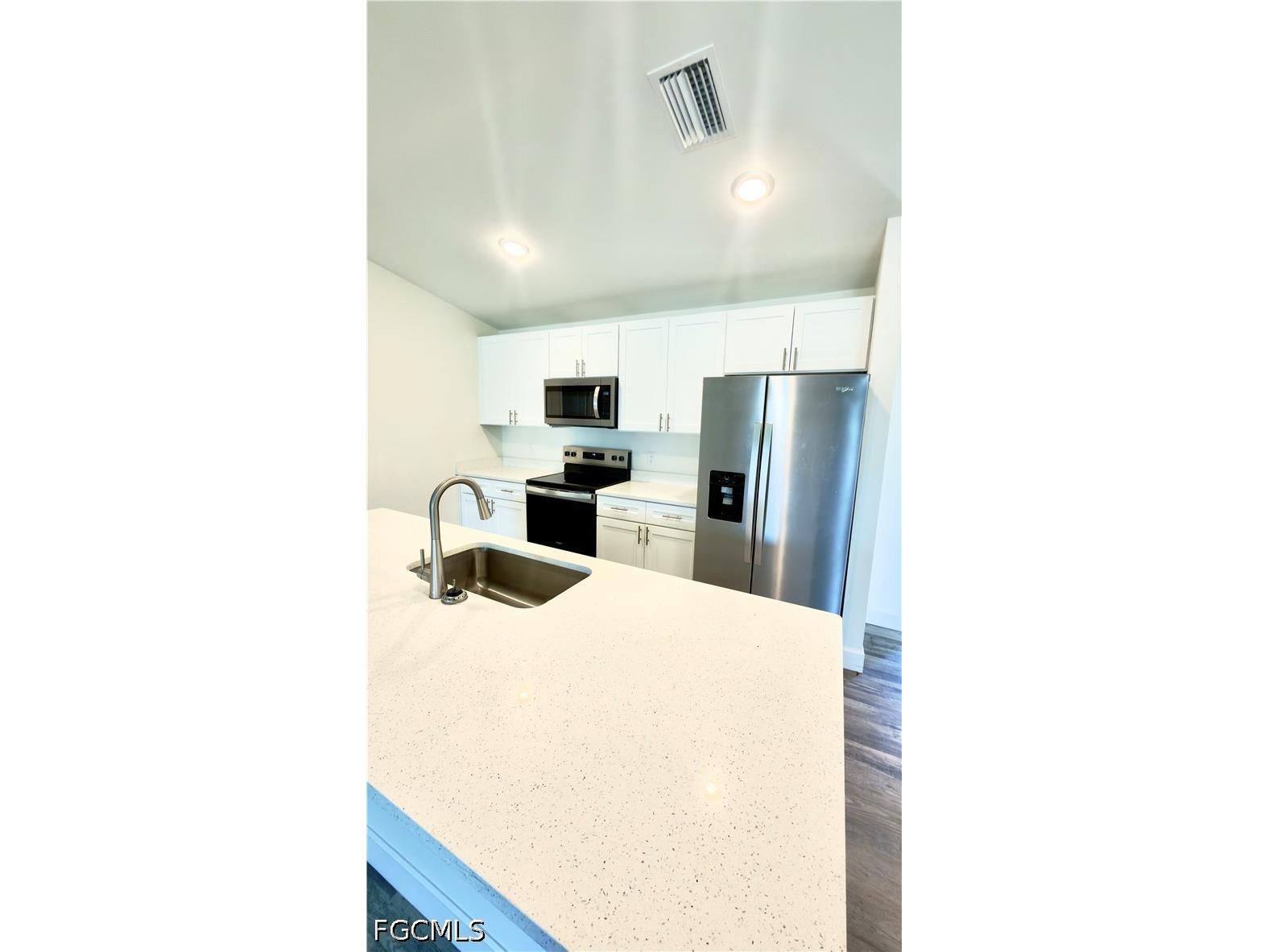 532 NW 18th Avenue Cape Coral FL 33993 2026021632 image3