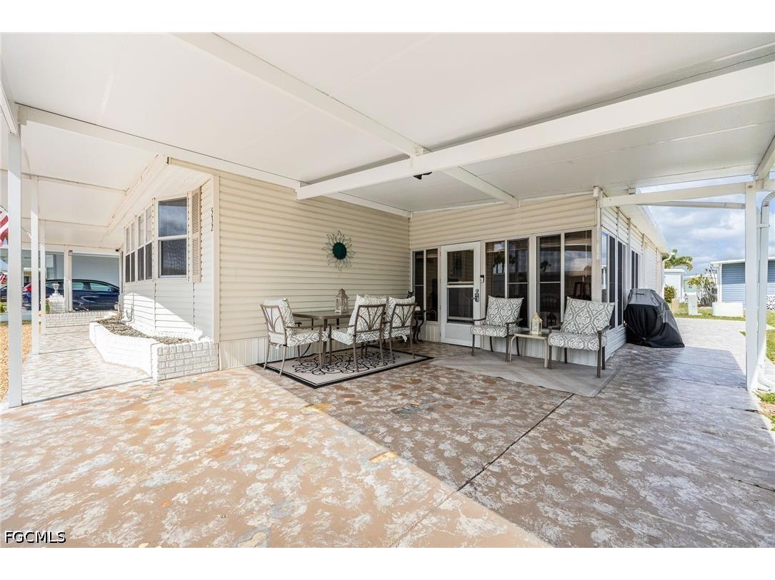 532 Palmer Boulevard North Fort Myers FL 33903 2026016089 image2