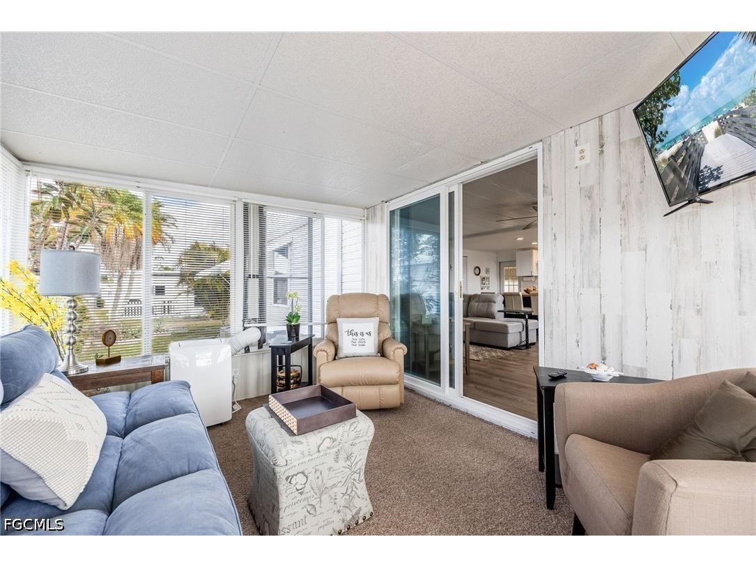 532 Palmer Boulevard North Fort Myers FL 33903 2026016089 image4