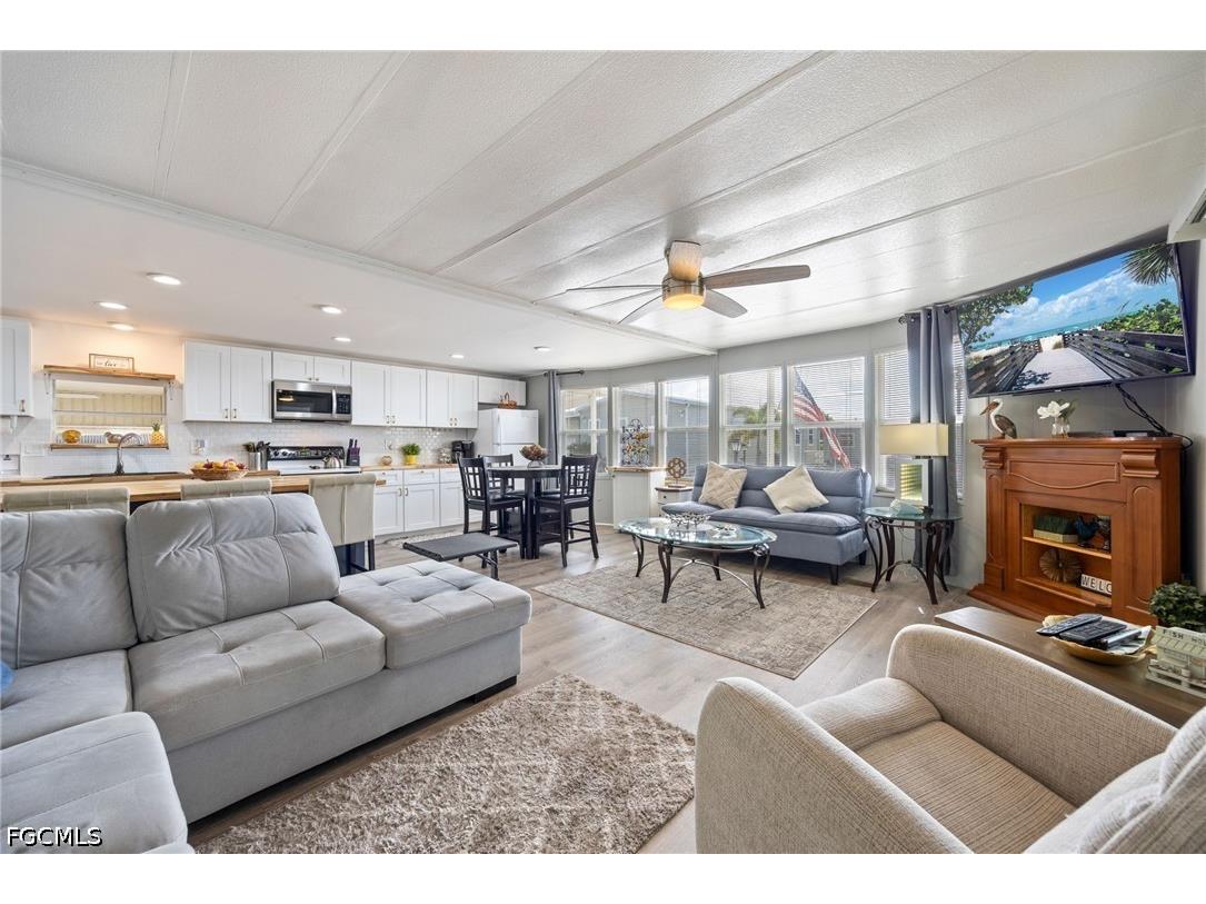 532 Palmer Boulevard North Fort Myers FL 33903 2026016089 image8