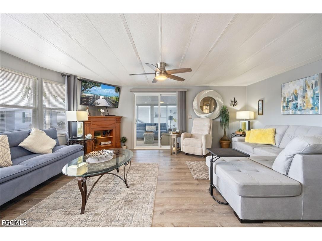 532 Palmer Boulevard North Fort Myers FL 33903 2026030366 image10