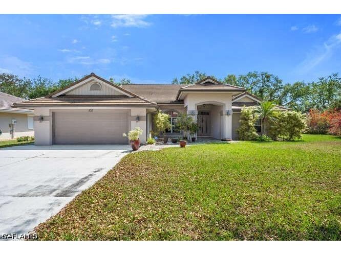 532 Roma Court Naples FL 34110 226013266 image1