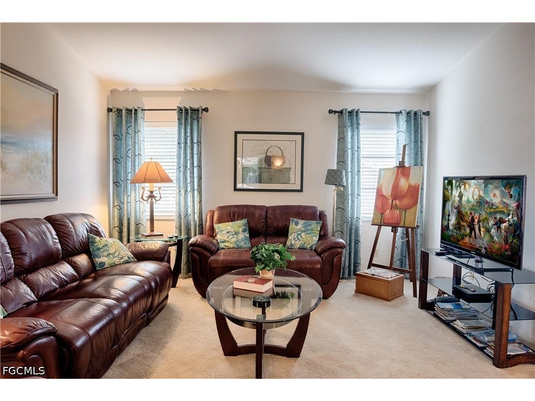 532 SE 33rd Street Cape Coral FL 33904 2026025461 image11