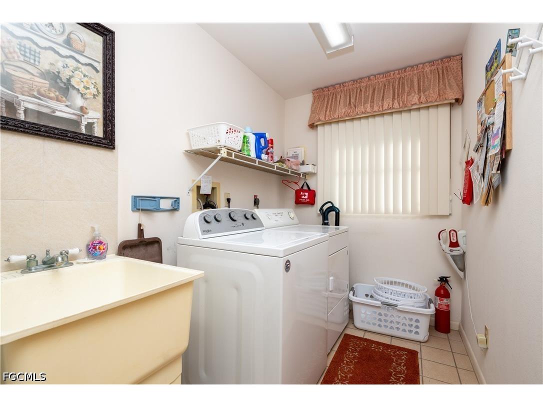 532 SE 33rd Street Cape Coral FL 33904 2026025461 image29