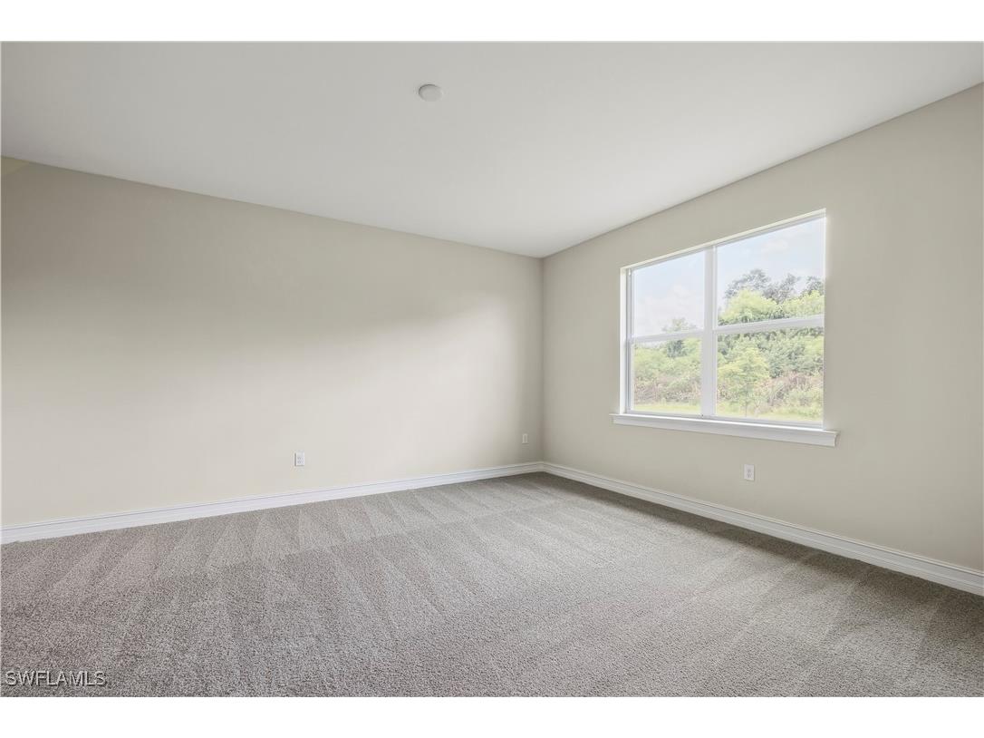 532 Spring Hill Lake Loop Cape Coral FL 33993 225072664 image12