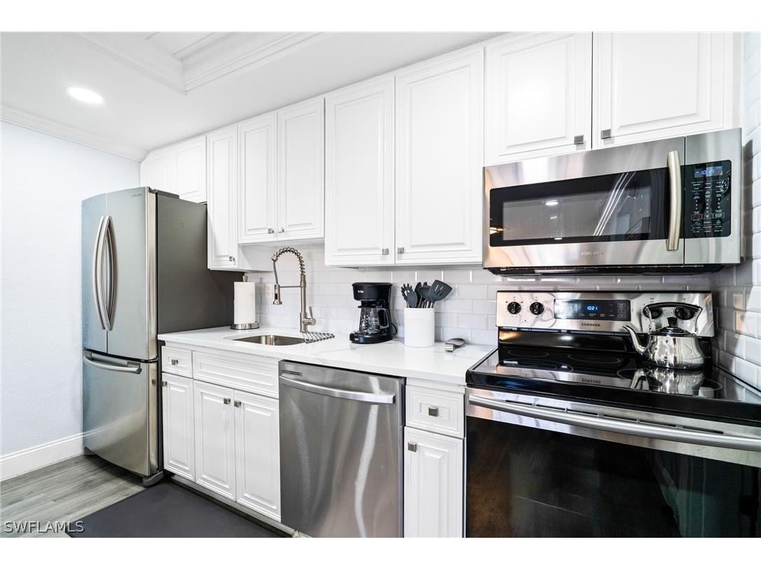 5320 Treetops Drive #I Naples FL 34113 226009890 image4