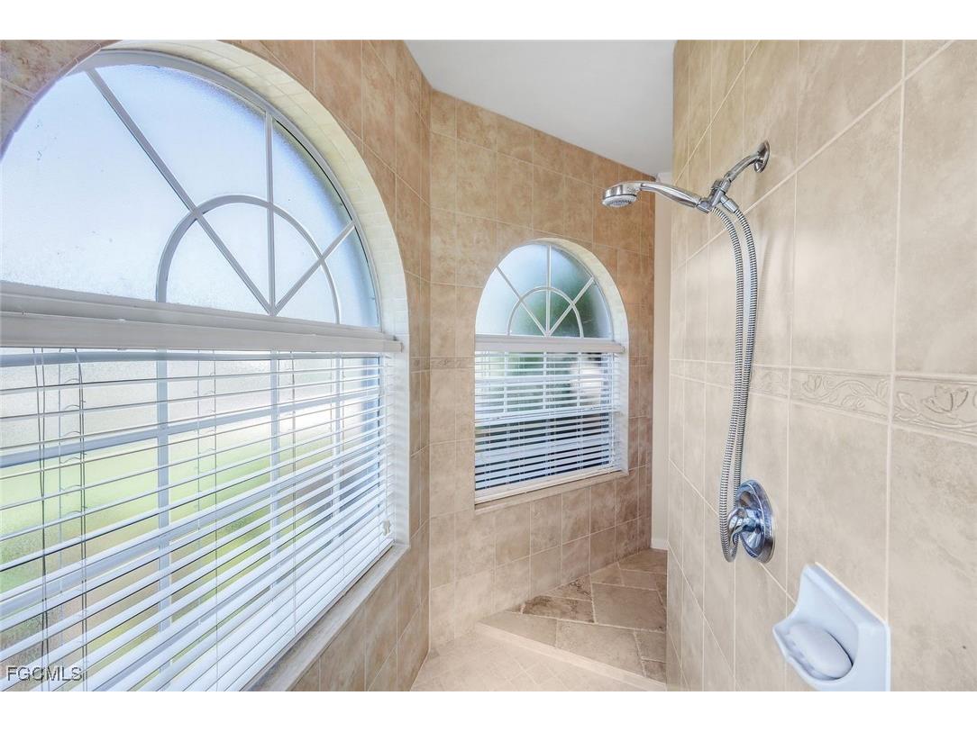 5321 SW 23rd Avenue Cape Coral FL 33914 2025020457 image21