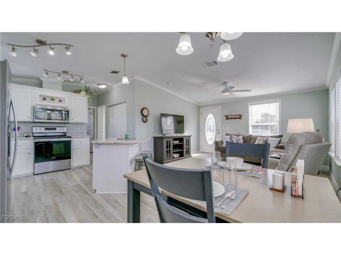 5321 White Sky Circle Fort Myers FL 33908 2025023199 image10