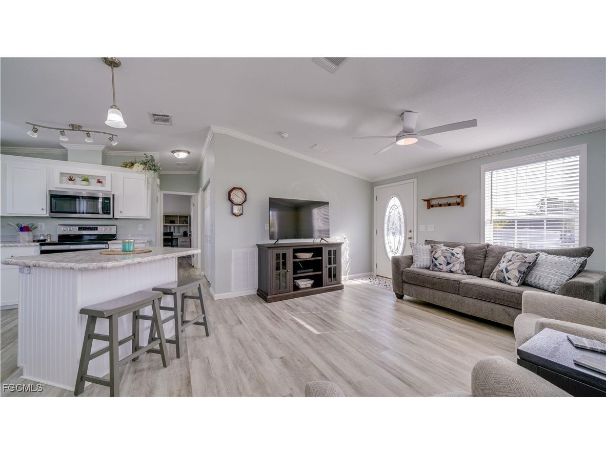 5321 White Sky Circle Fort Myers FL 33908 2025023199 image11