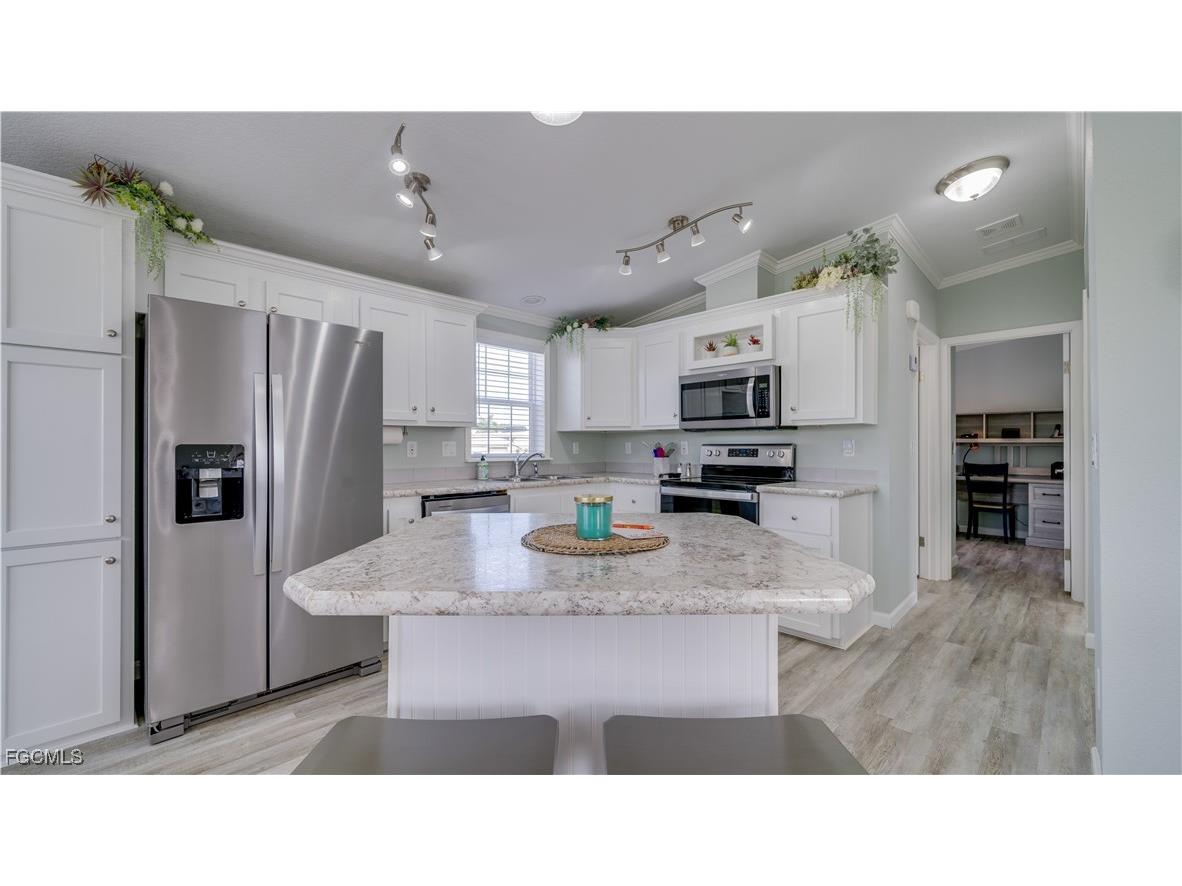 5321 White Sky Circle Fort Myers FL 33908 2025023199 image12