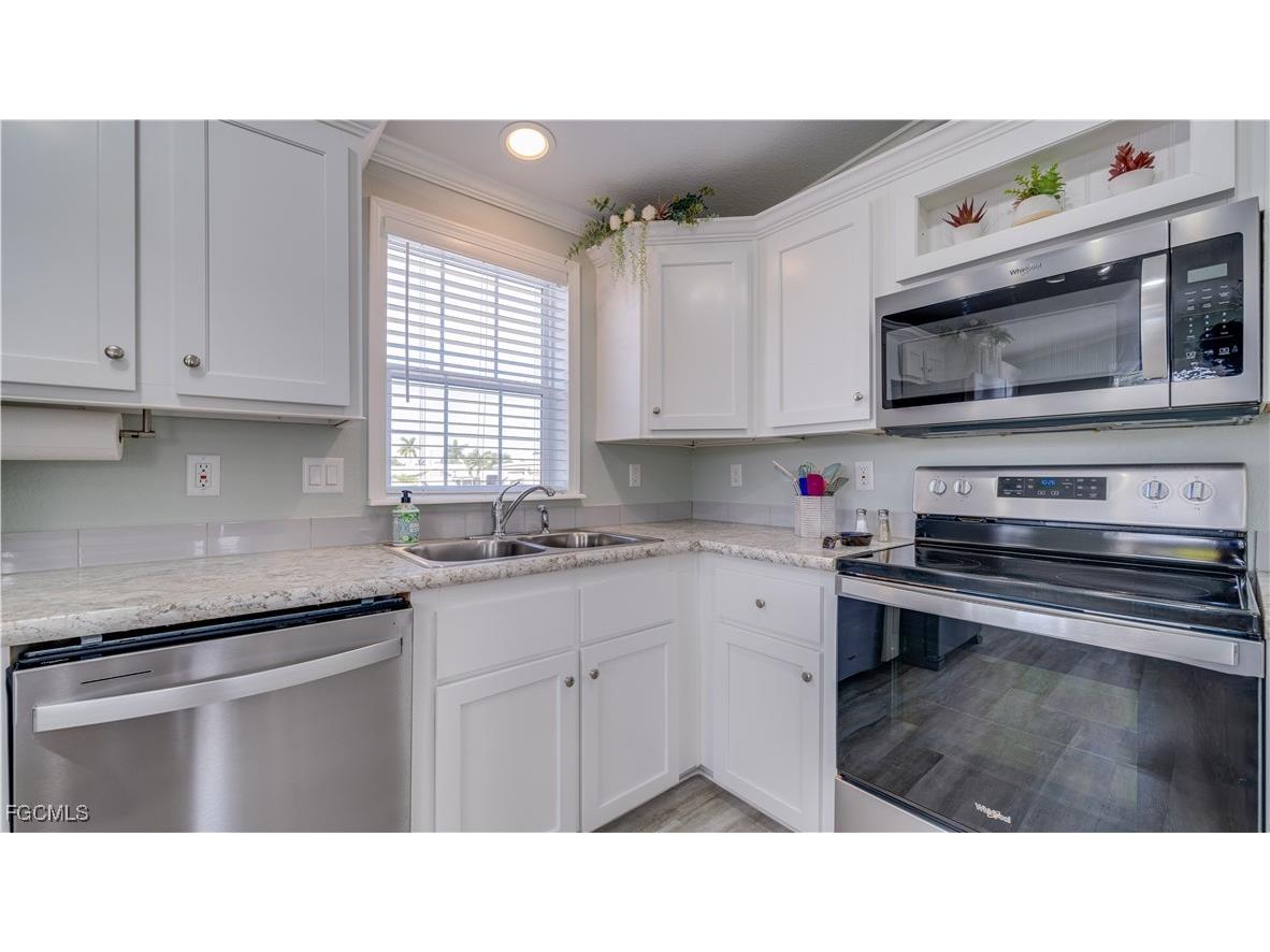 5321 White Sky Circle Fort Myers FL 33908 2025023199 image14