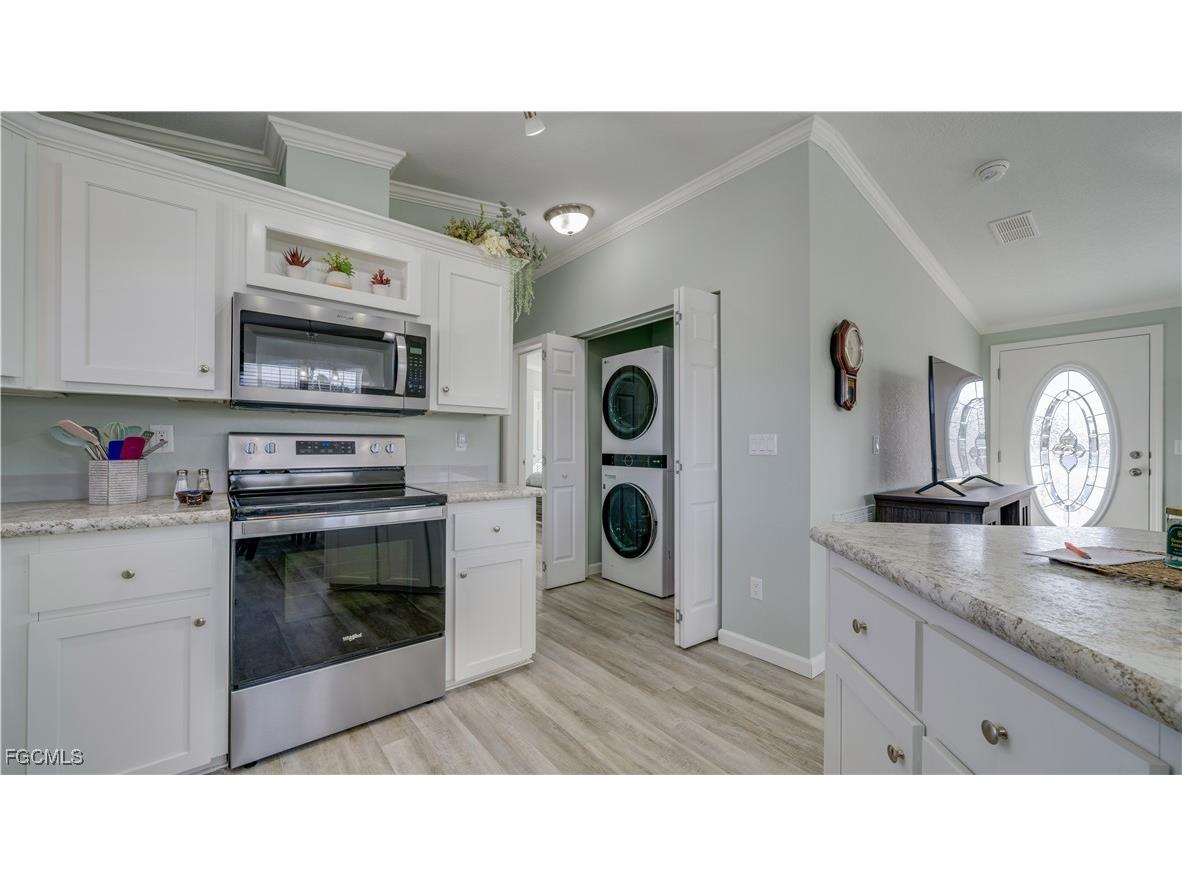 5321 White Sky Circle Fort Myers FL 33908 2025023199 image17