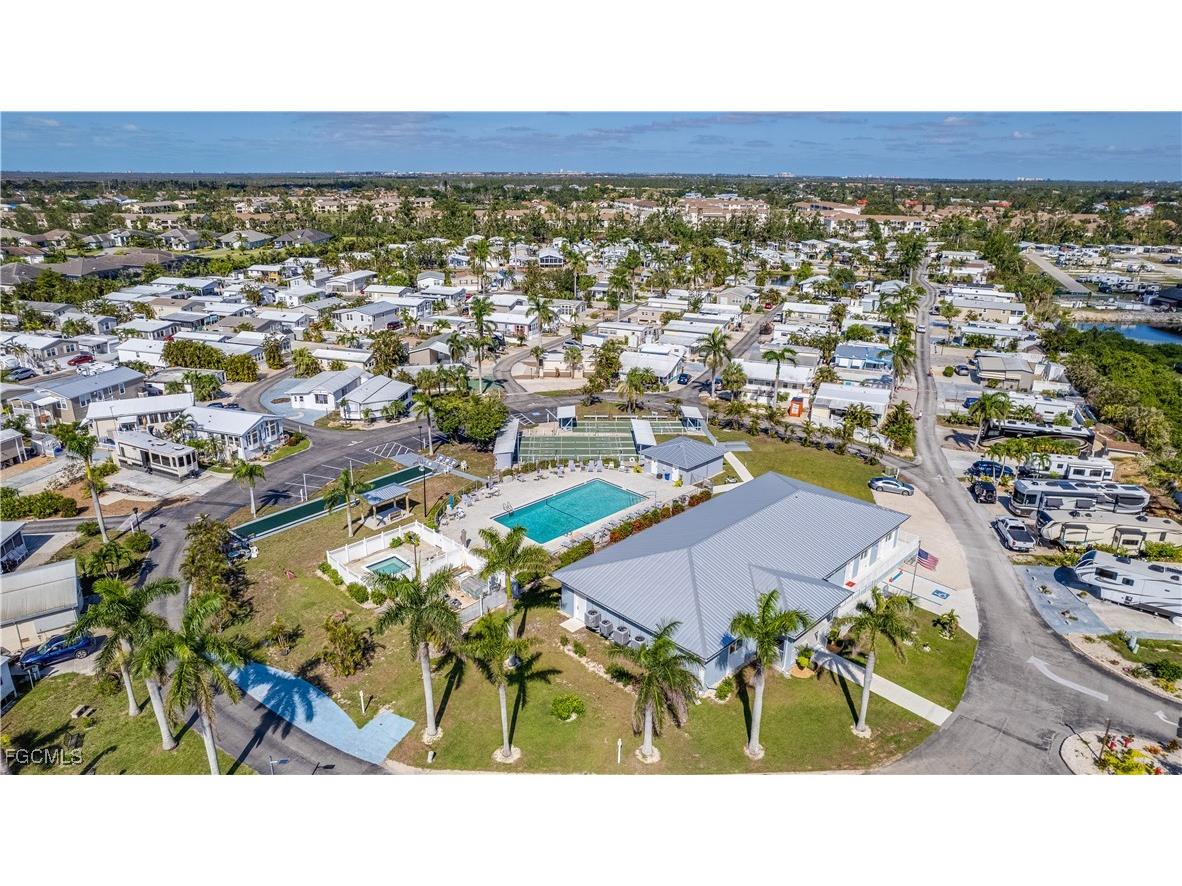 5321 White Sky Circle Fort Myers FL 33908 2025023199 image38