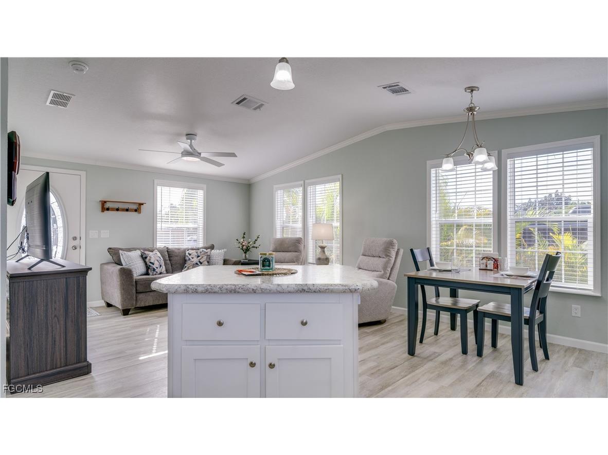 5321 White Sky Circle Fort Myers FL 33908 2025023199 image8