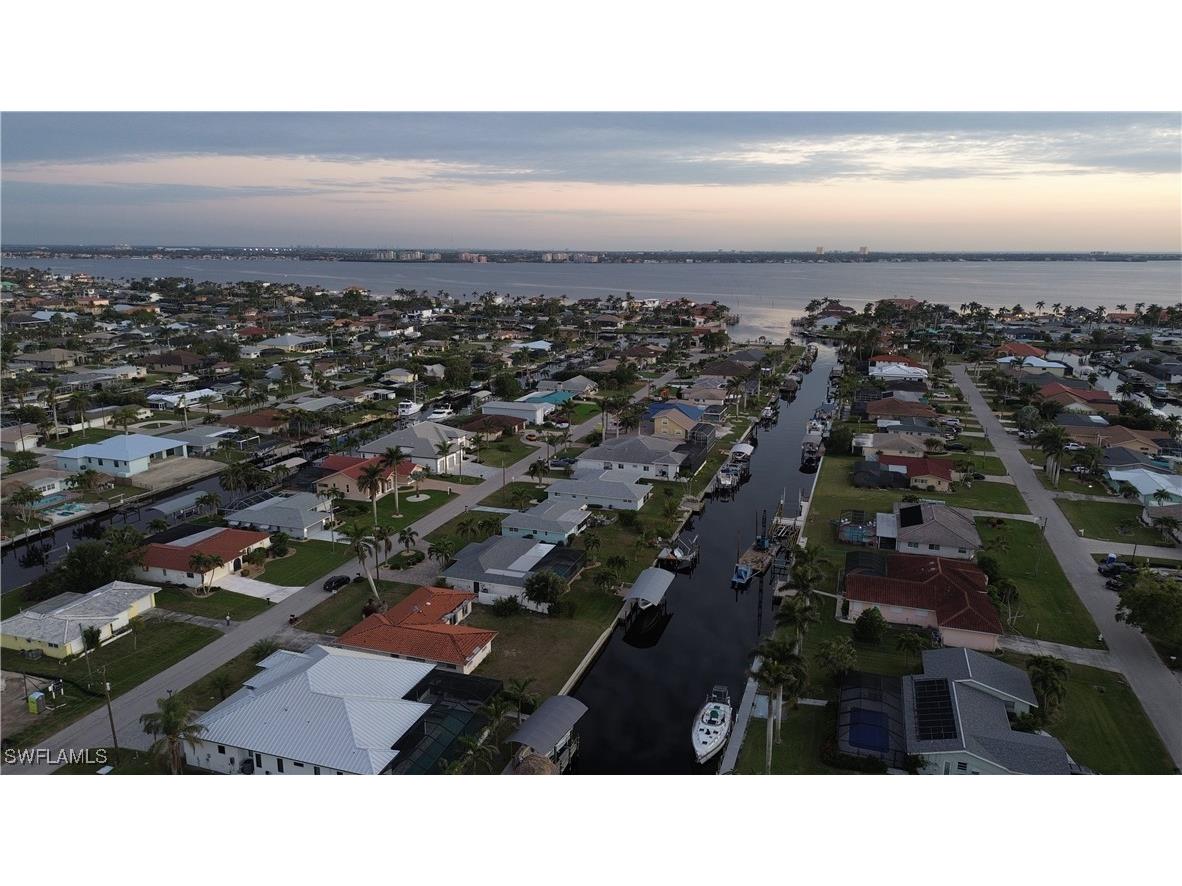 5322 Colonade Court Cape Coral FL 33904 225003071 image1