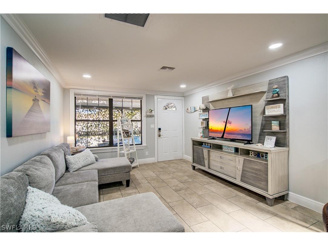 5322 Treetops Drive #I Naples FL 34113 226010696 image4