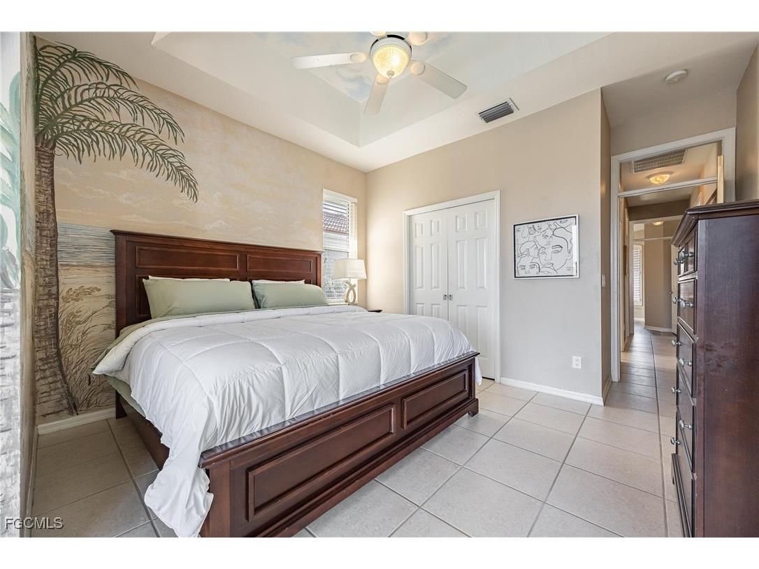 5323 SW 28th Place Cape Coral FL 33914 2025005132 image20