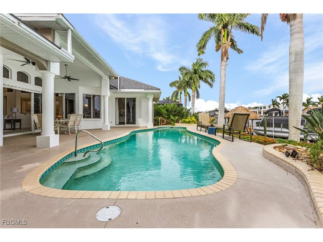 5323 SW 28th Place Cape Coral FL 33914 2025005132 image3