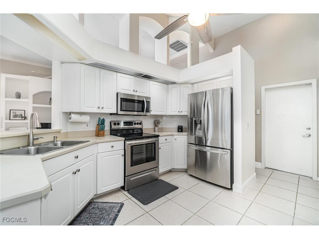 5323 SW 28th Place Cape Coral FL 33914 2025008694 image7