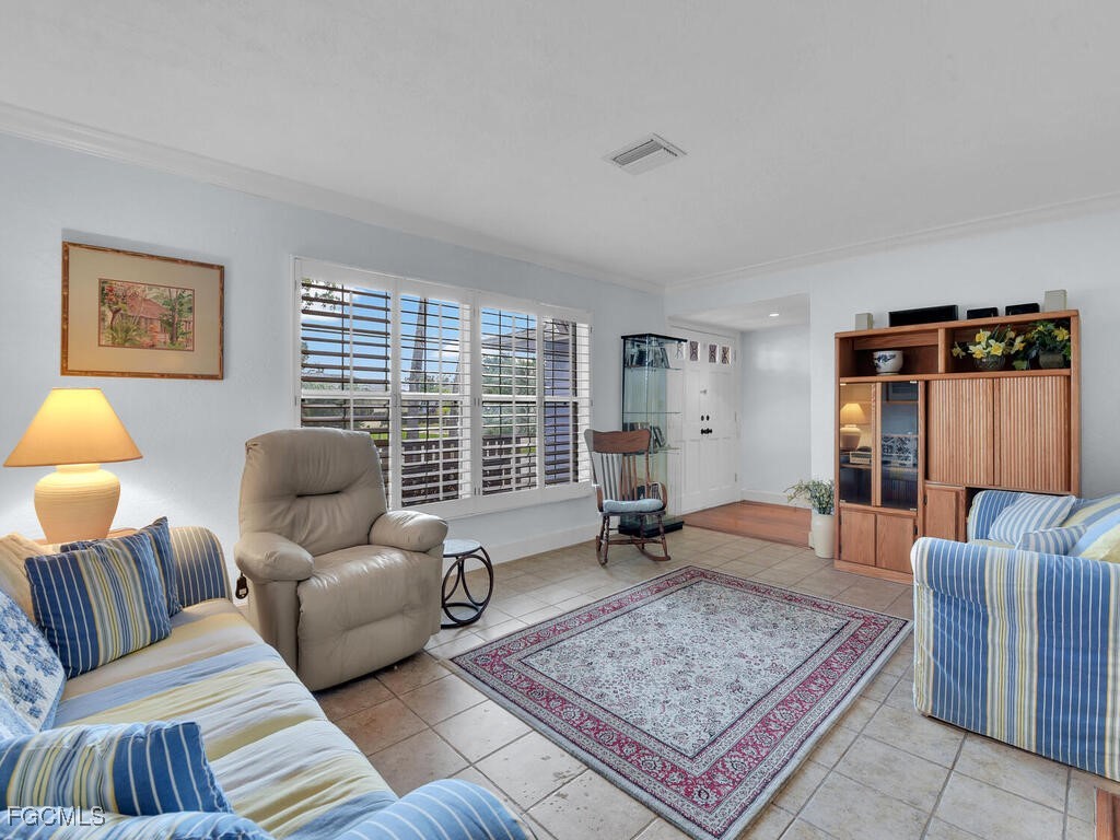 5324 Chippendale Circle E Fort Myers FL 33919 2025018965 image8