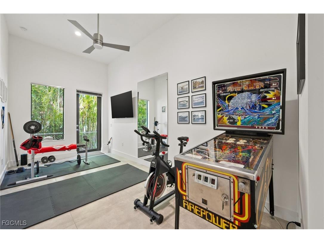 5324 Mayfair Court Cape Coral FL 33904 2025021780 image14