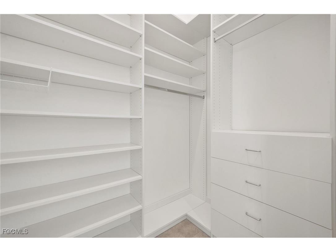 5324 Mayfair Court Cape Coral FL 33904 2025021780 image21