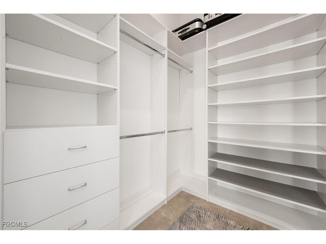 5324 Mayfair Court Cape Coral FL 33904 2025021780 image23