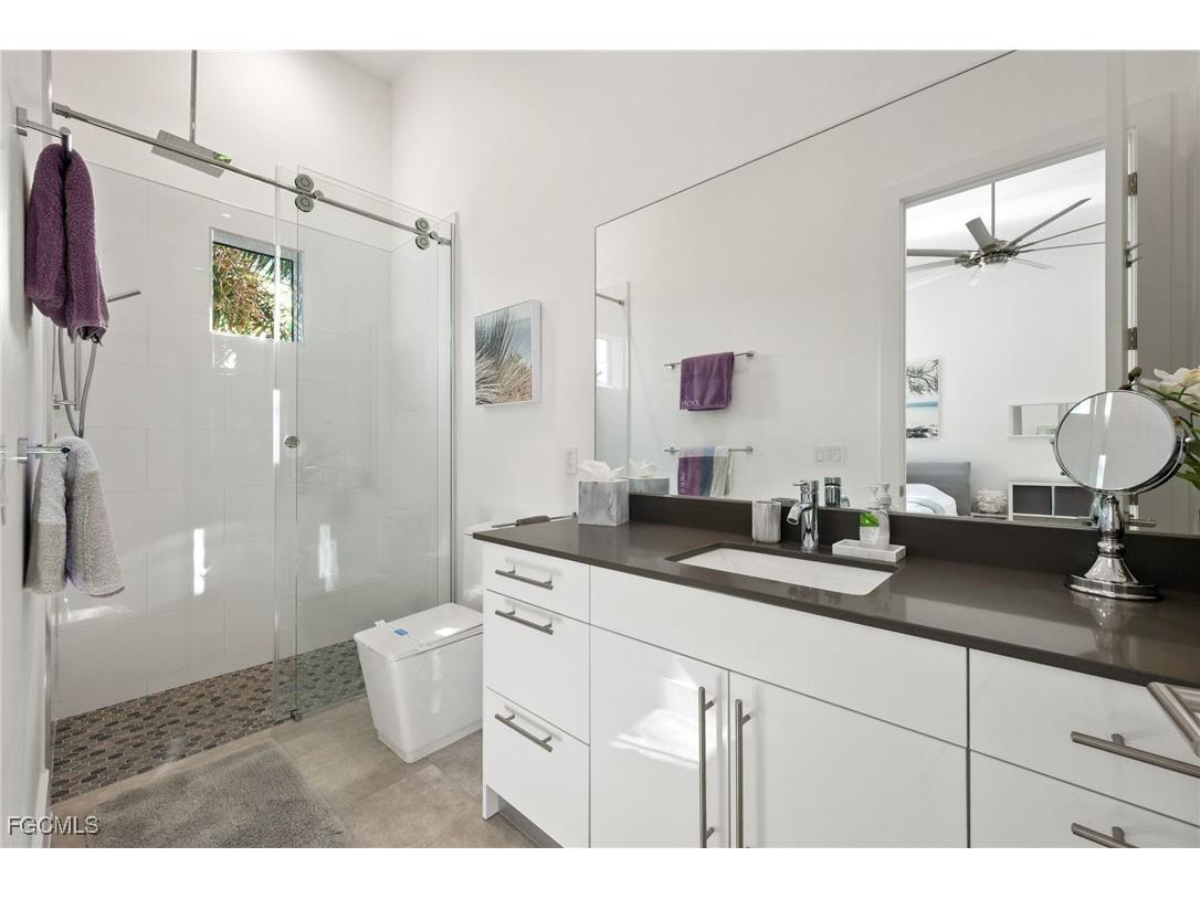 5324 Mayfair Court Cape Coral FL 33904 2025021780 image24