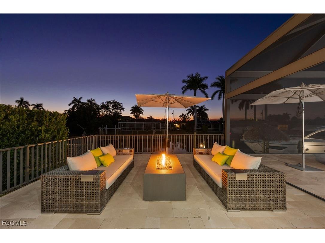 5324 Mayfair Court Cape Coral FL 33904 2025021780 image25