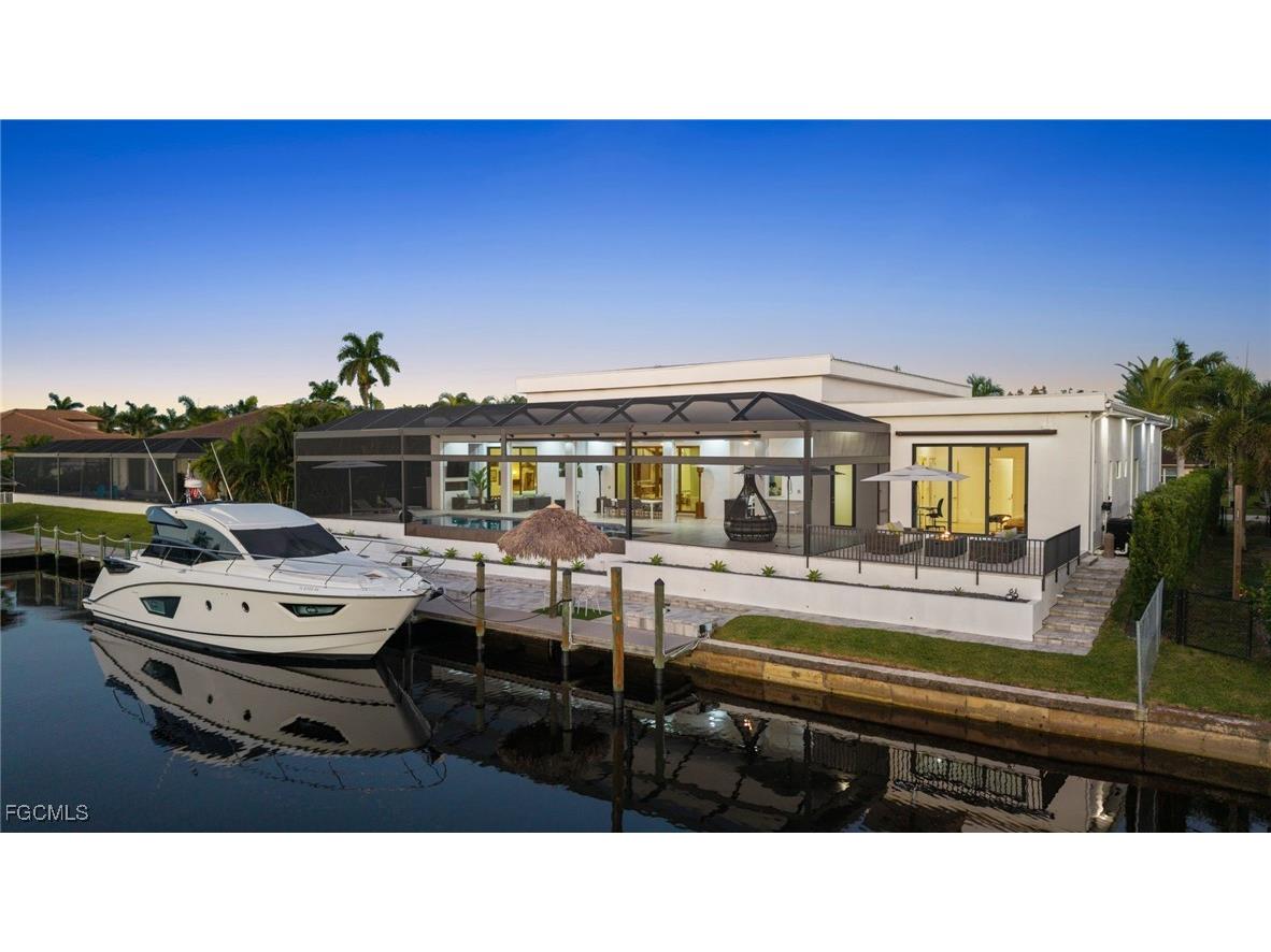 5324 Mayfair Court Cape Coral FL 33904 2025021780 image26