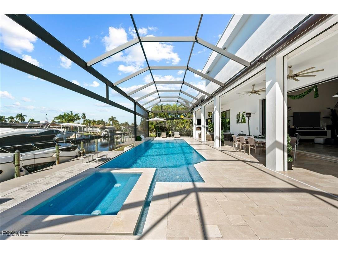 5324 Mayfair Court Cape Coral FL 33904 2025021780 image29