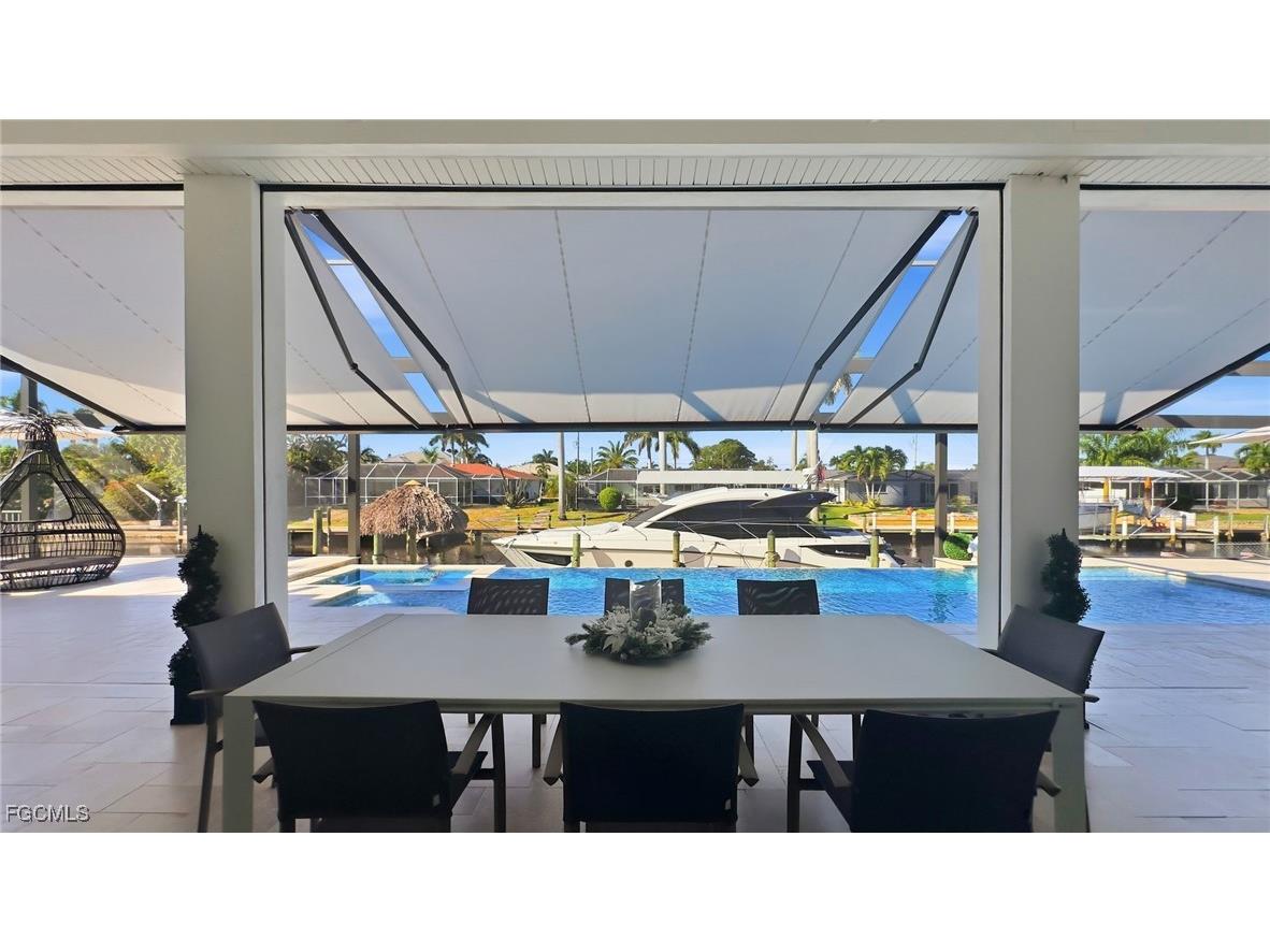 5324 Mayfair Court Cape Coral FL 33904 2025021780 image30