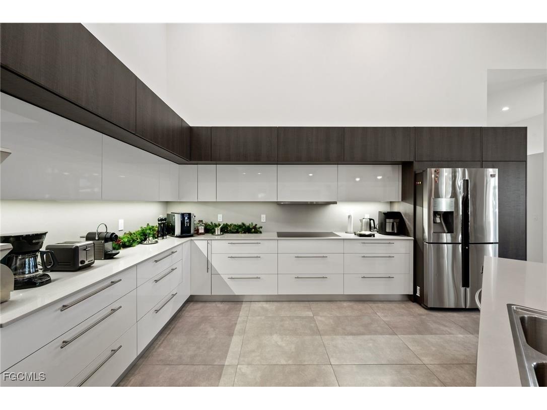 5324 Mayfair Court Cape Coral FL 33904 2025021780 image36