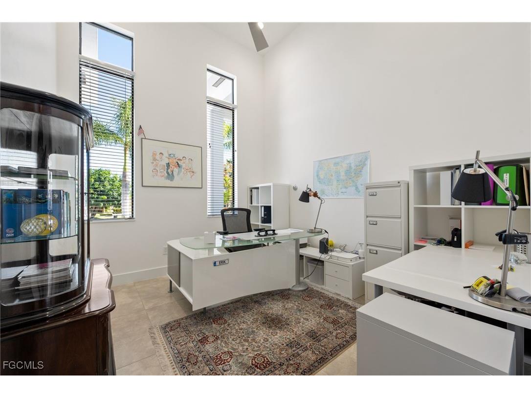 5324 Mayfair Court Cape Coral FL 33904 2025021780 image38